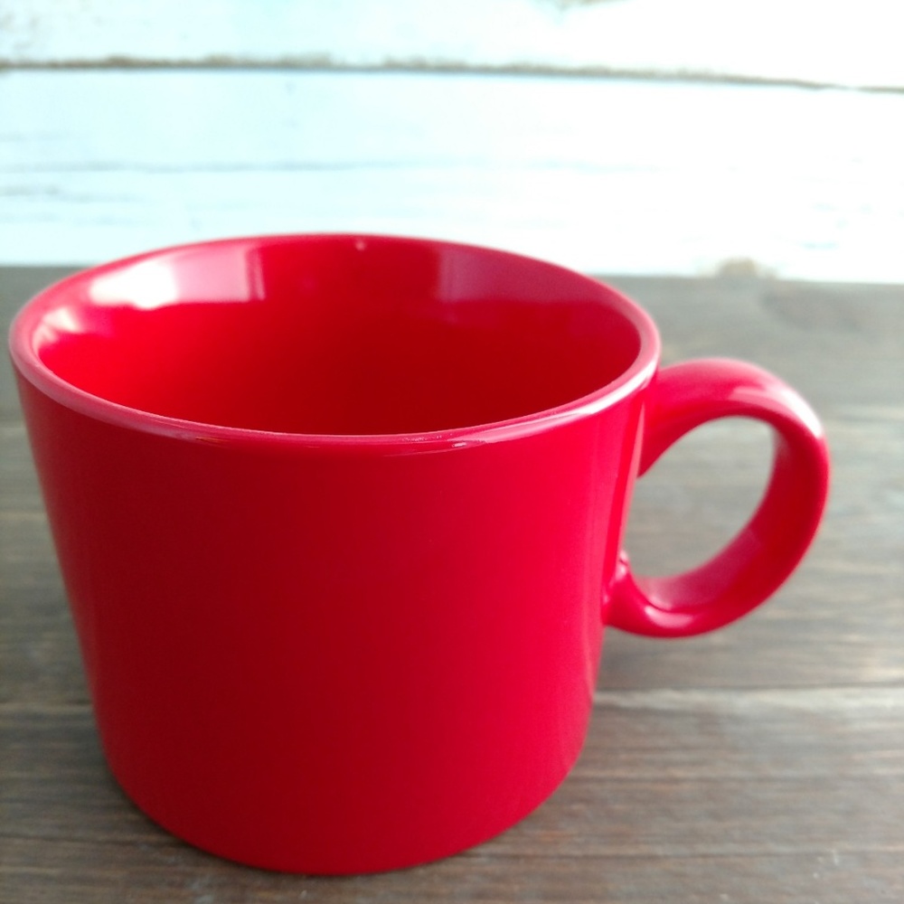 Starbucks 2017 Red Gloss Gold Text Mug